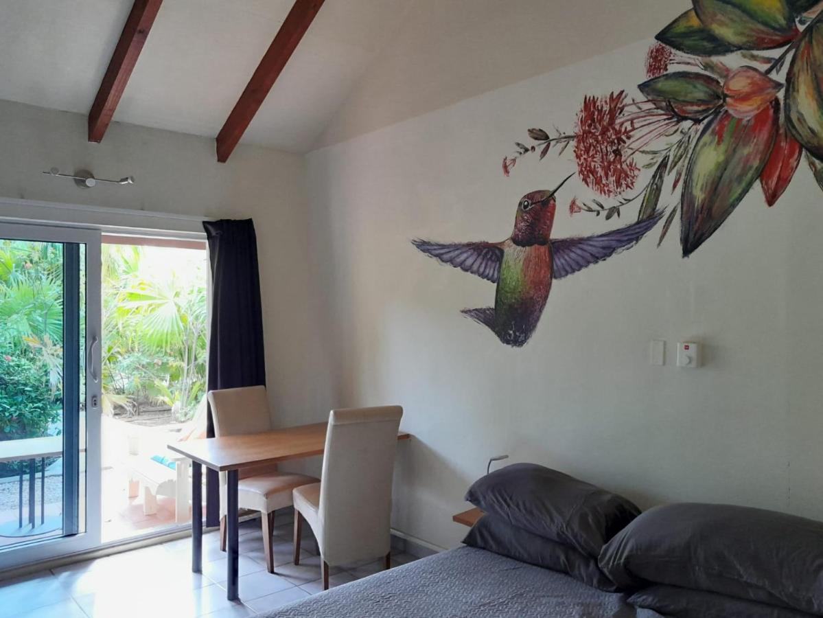 Kas Di Ala Apartments Willemstad Ngoại thất bức ảnh